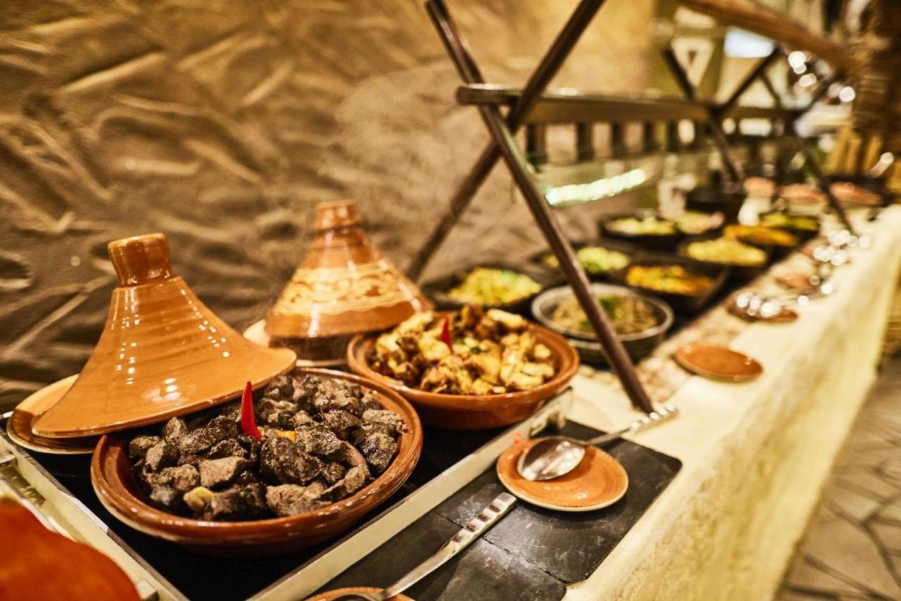 Brühl Hotel Matamba, Phantasialand Erlebnishotel מראה חיצוני תמונה