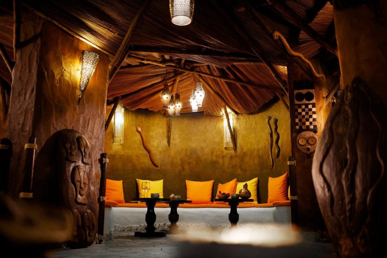 Brühl Hotel Matamba, Phantasialand Erlebnishotel מראה חיצוני תמונה