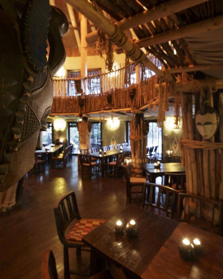 Brühl Hotel Matamba, Phantasialand Erlebnishotel מראה חיצוני תמונה