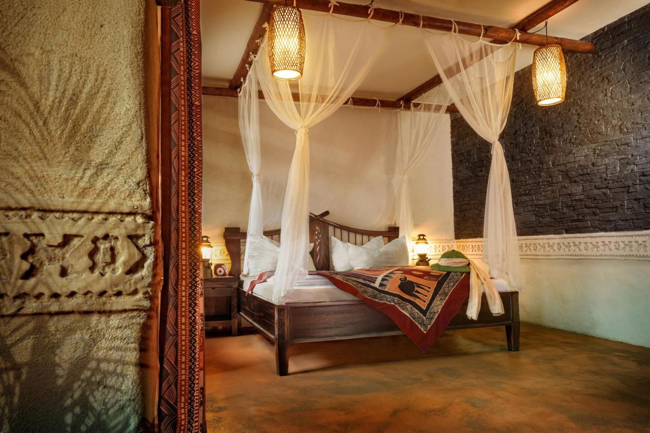 Brühl Hotel Matamba, Phantasialand Erlebnishotel מראה חיצוני תמונה