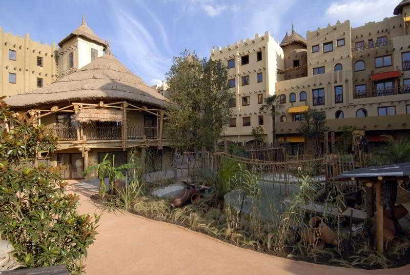 Brühl Hotel Matamba, Phantasialand Erlebnishotel מראה חיצוני תמונה