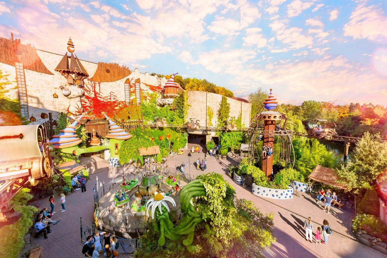 Brühl Hotel Matamba, Phantasialand Erlebnishotel מראה חיצוני תמונה